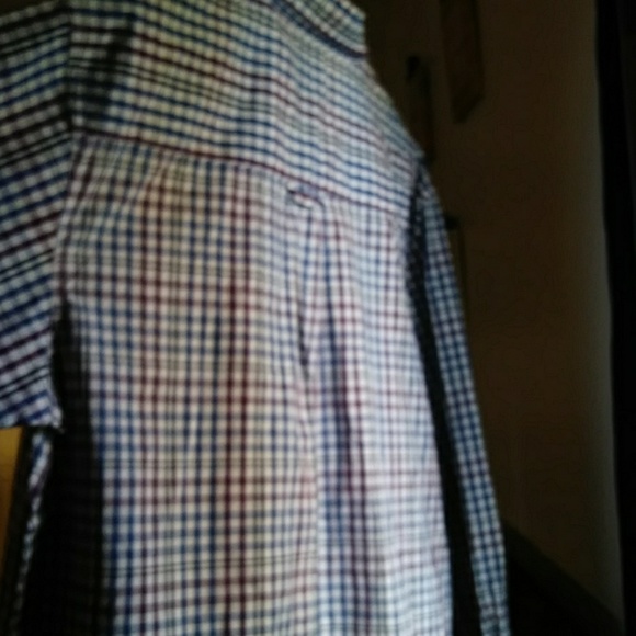 Haggar new men's button up shirt. - Picture 5 of 5